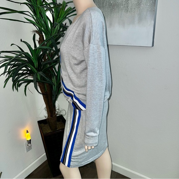 Bailey44 Long Sleeve Heather Gray Fleece Sweatshirt Dress with Gathered Waist - Picture 3 of 9